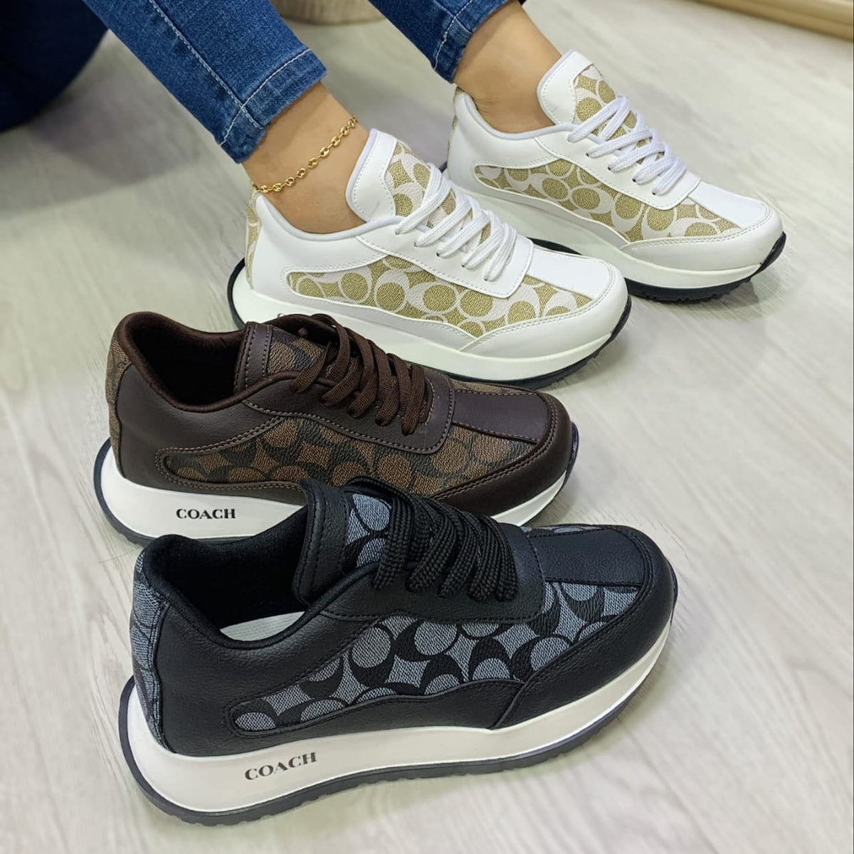 NUEVOS TENIS COACH