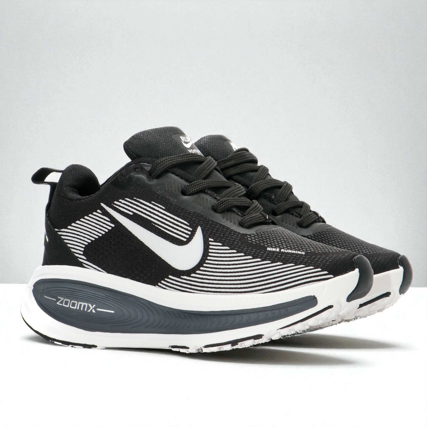 NUEVOS NKE ZOOMX VOMERO 18